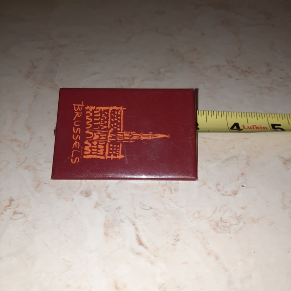 Vintage Brussels Souvenir Fridge Magnet - Picture 4 of 5